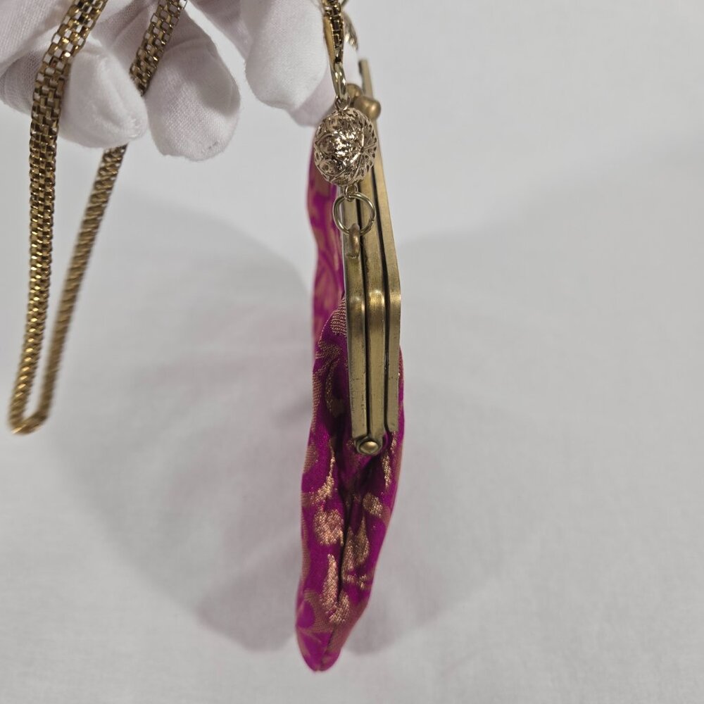 VINTAGE - ANTIQUE Bridgerton Hipster FUCHSIA Embellished Gold Details Clutch Bag - Picture 7 of 17
